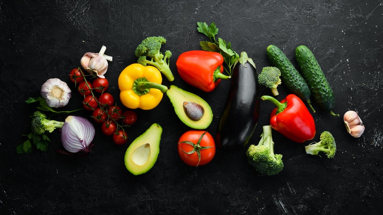 Cory Booker Teams Up With John Cornyn to Introduce School Nutrition Legislation