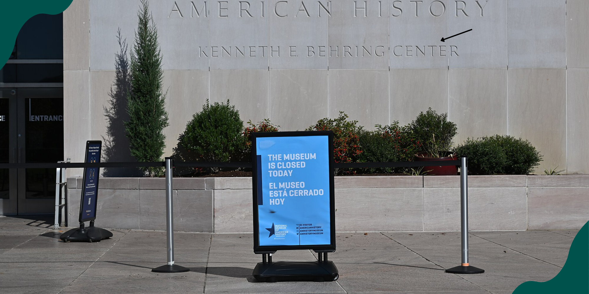 A sign outside the National Museum of American History indicates that the museum is closed during the government shutdown.